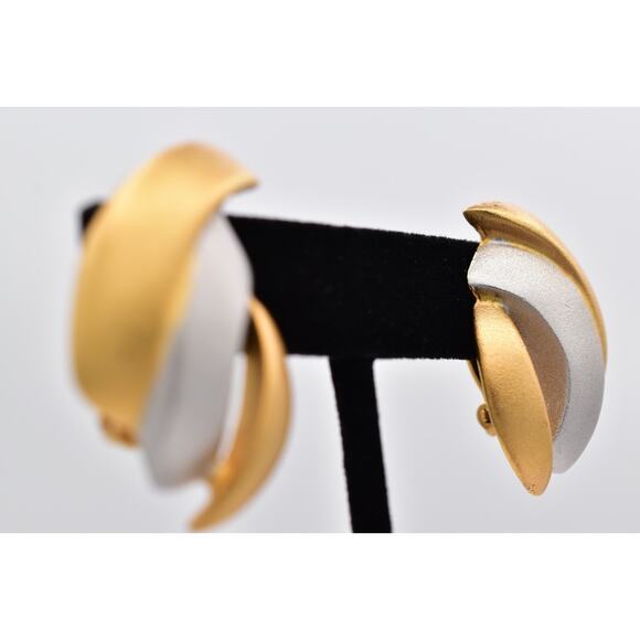 Lee Wolfe Vintage Clip On Earrings Brushed Gold Silver Satin Chunky Signed BinAV - Picture 5 of 12